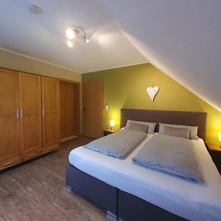 Lindner Ferienwohnungen Und Doppelzimmer Fichtelberg Buitenkant foto